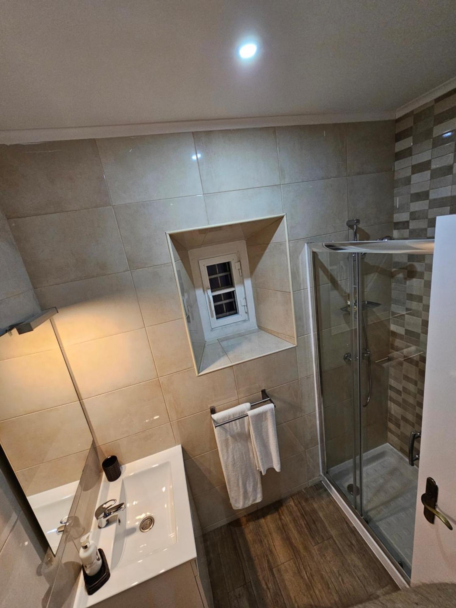 Vila Queiros, 6 Lisboa Phòng bức ảnh